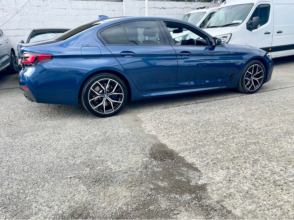 2023 BMW 5 Series 2L Petrol Plug-in Hybrid For Sale Images