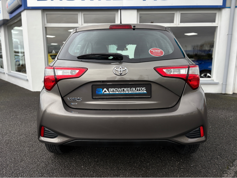 2017 Toyota Yaris 1L Petrol For Sale Images