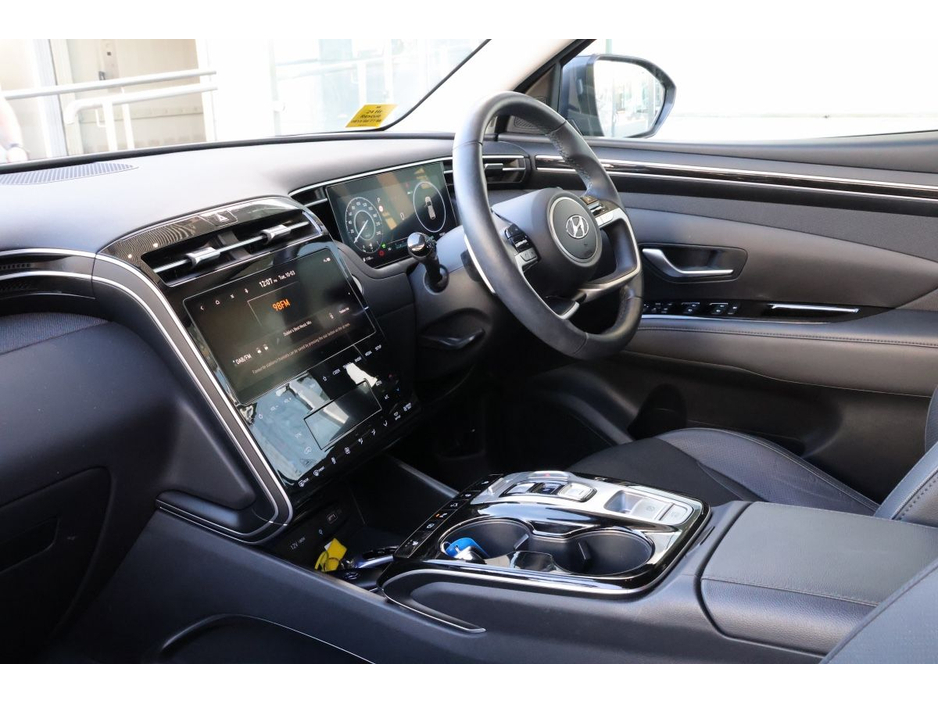 Hyundai Tucson 2WD Executive Plus HEV Auto w.2 Tone Roof — thumbnail 19