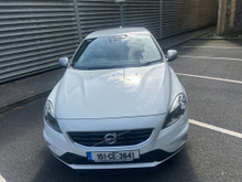 2015 Volvo V40 2L Diesel For Sale Images