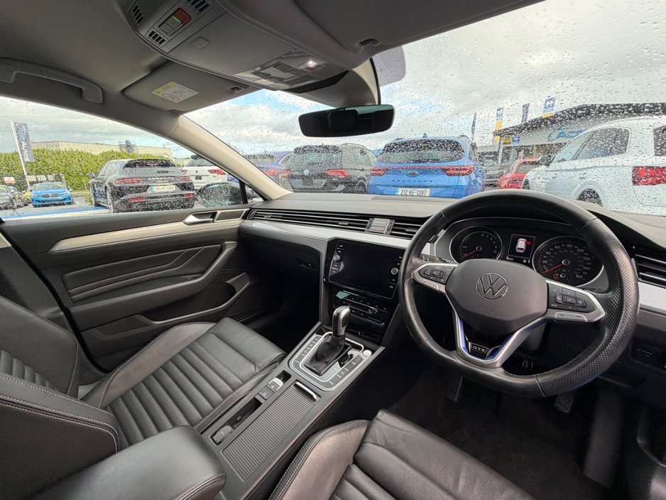 2022 Volkswagen Passat 1.4L Hybrid For Sale Images