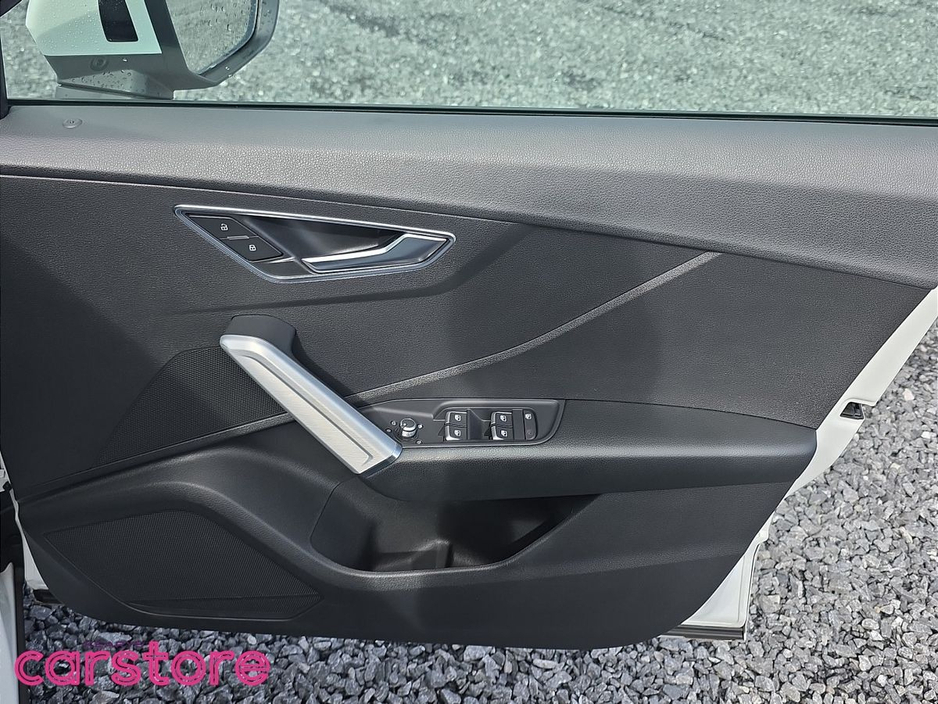 Audi Q2 1.0 TFSI Sports S-T — thumbnail 17