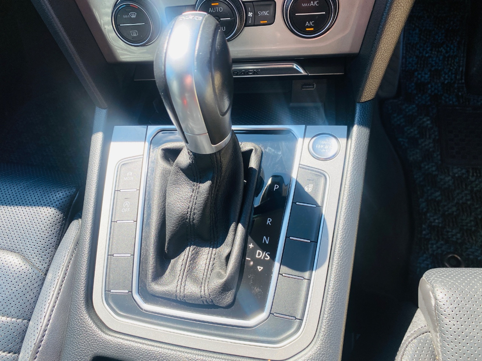 2019 Volkswagen Passat 2L Diesel For Sale Images
