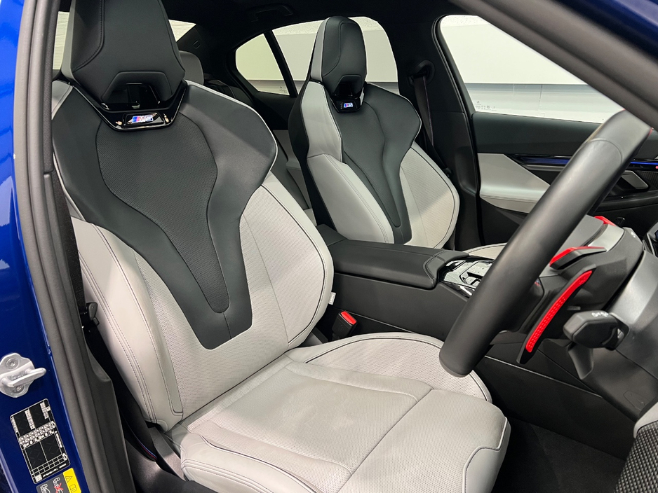 2025 BMW M5 4.5L Petrol Plug-in Hybrid For Sale Images
