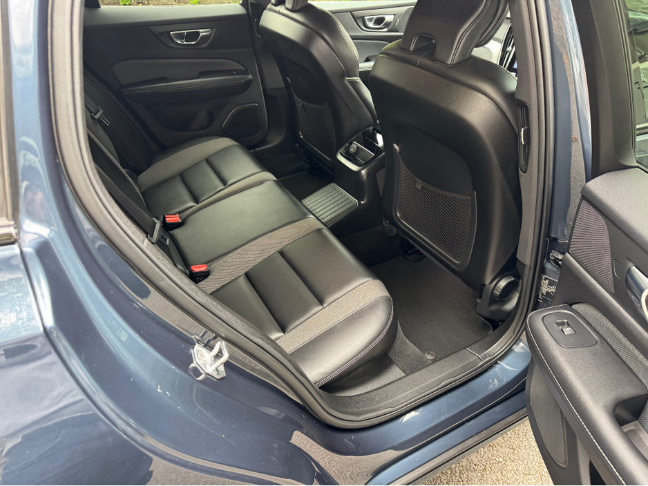 2021 Volvo V60 2L Petrol Plug-in Hybrid For Sale Images