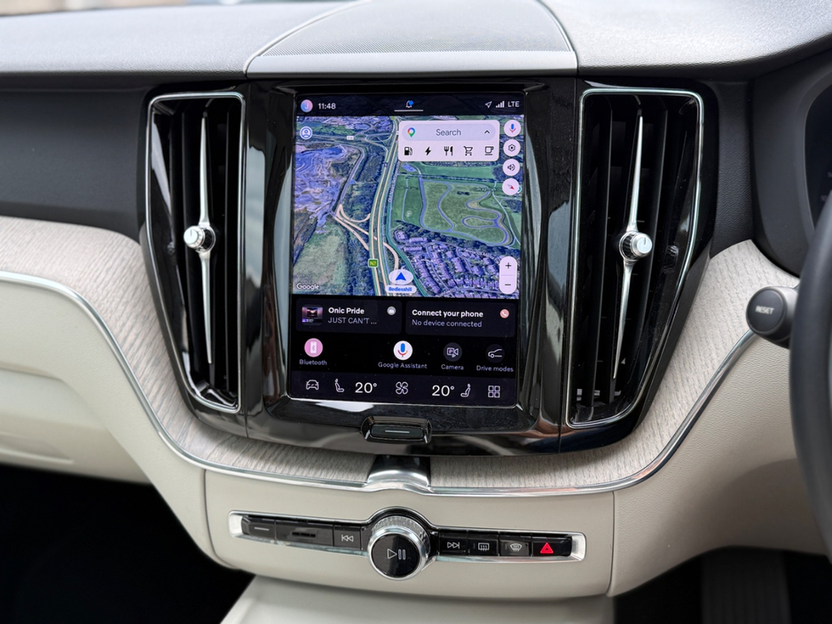 2023 Volvo XC60 2L Petrol Plug-in Hybrid For Sale Images
