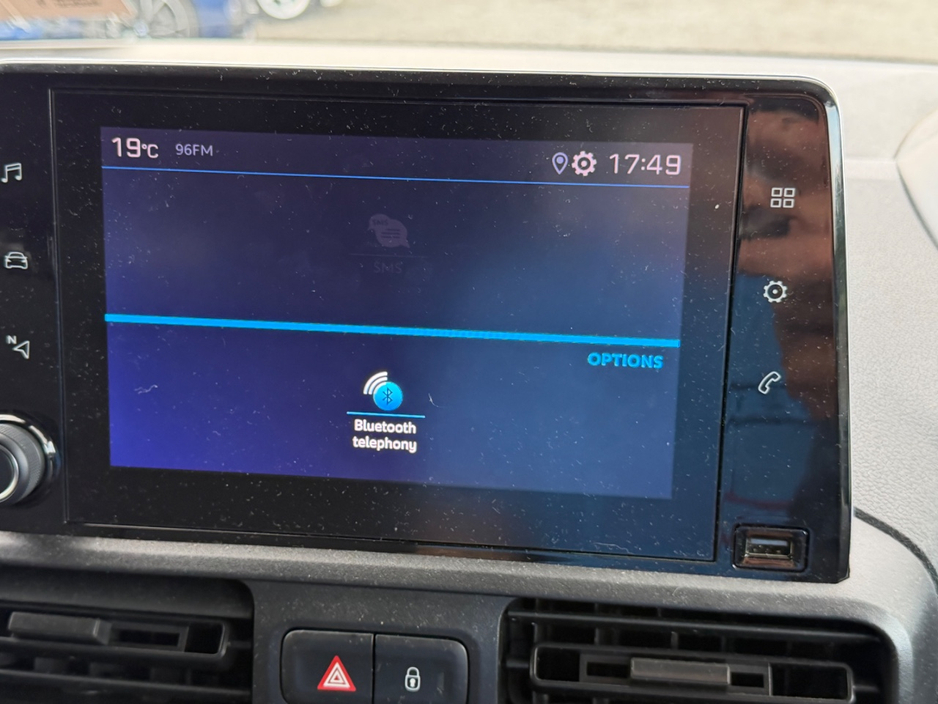 2023 Peugeot Partner 1.5L Diesel For Sale Images