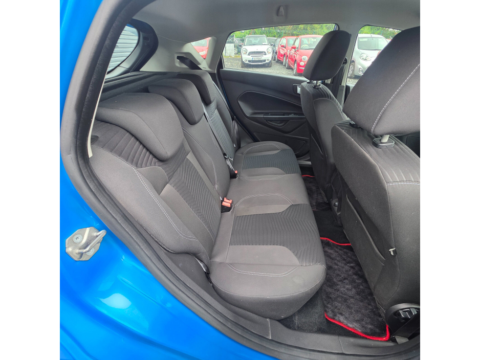 Ford Fiesta — thumbnail 12