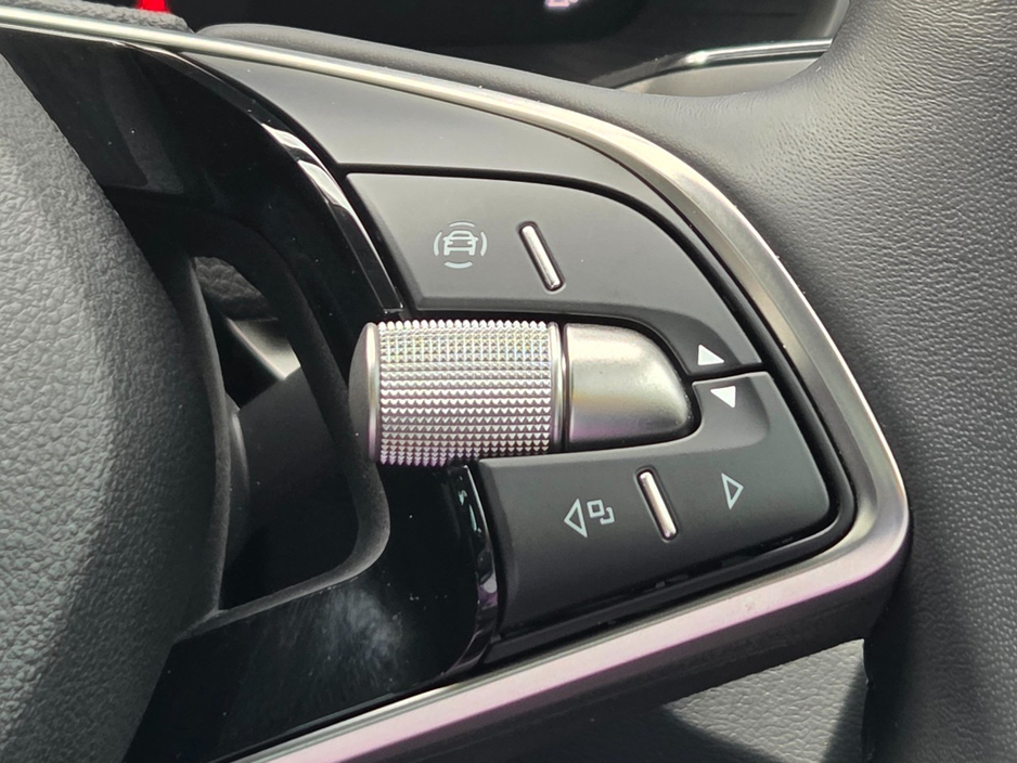 2026 Skoda Karoq 1L Petrol For Sale Images
