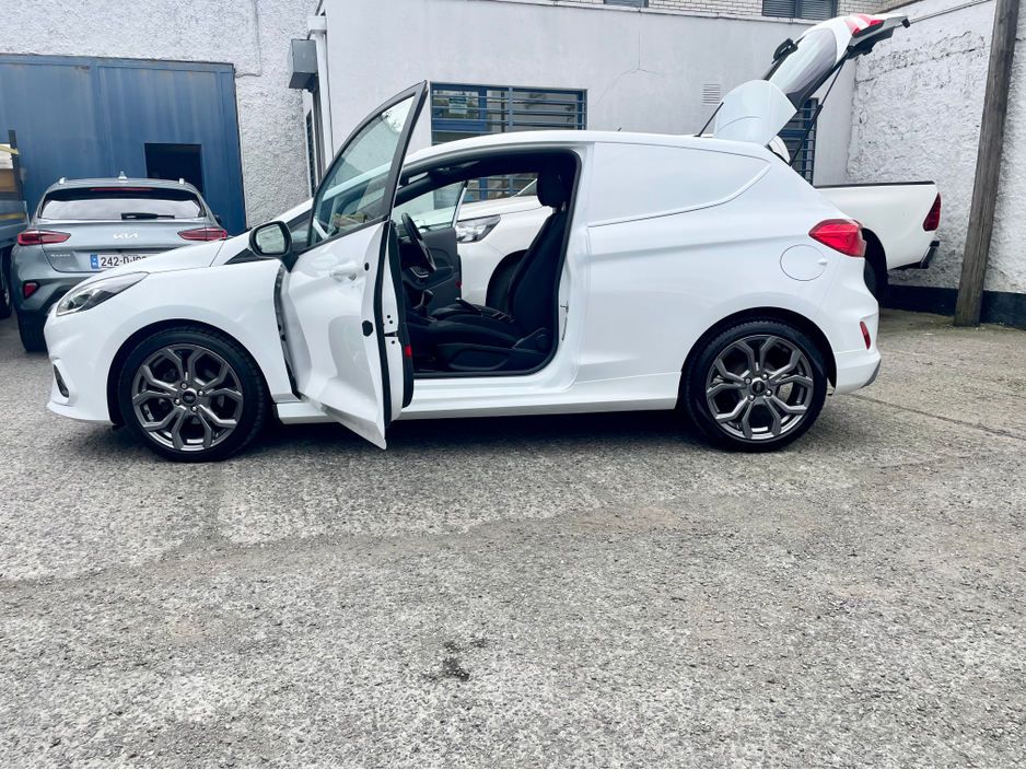 2022 Ford Fiesta 1L Petrol Hybrid For Sale Images