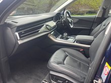 2022 Audi Q7 3L Petrol Plug-in Hybrid For Sale Images