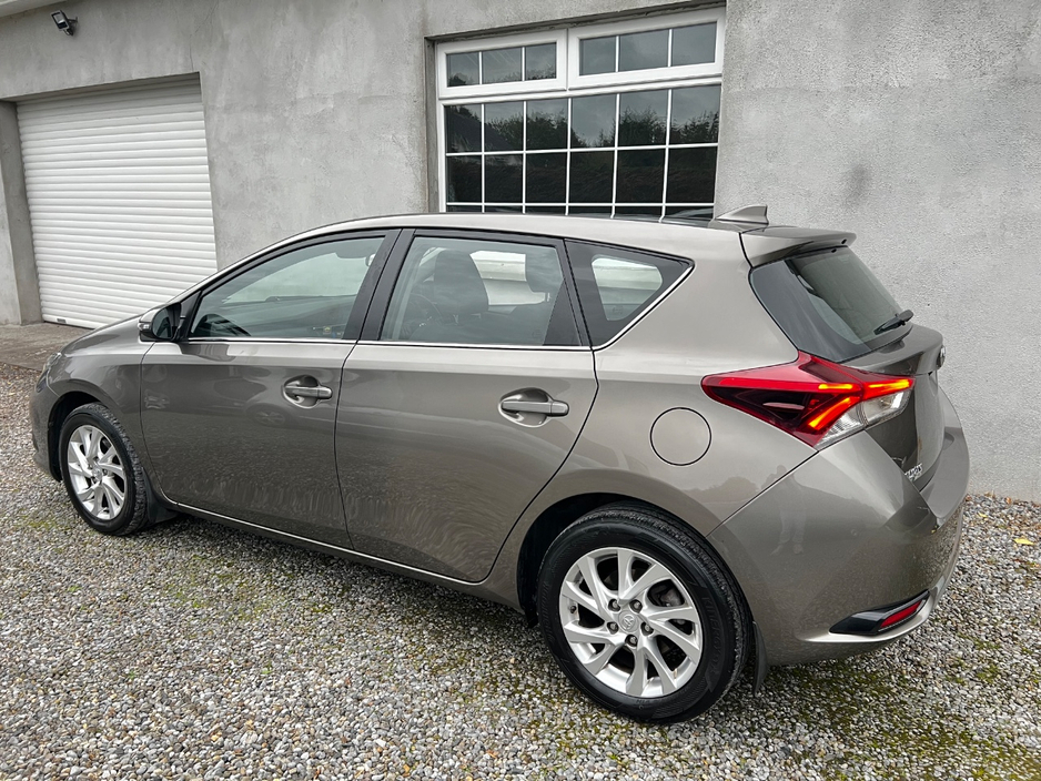 2018 Toyota Auris 1.2L Petrol For Sale Images