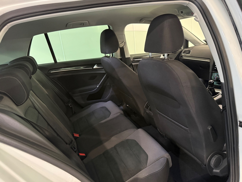 2020 Volkswagen Golf 2L Diesel For Sale Images