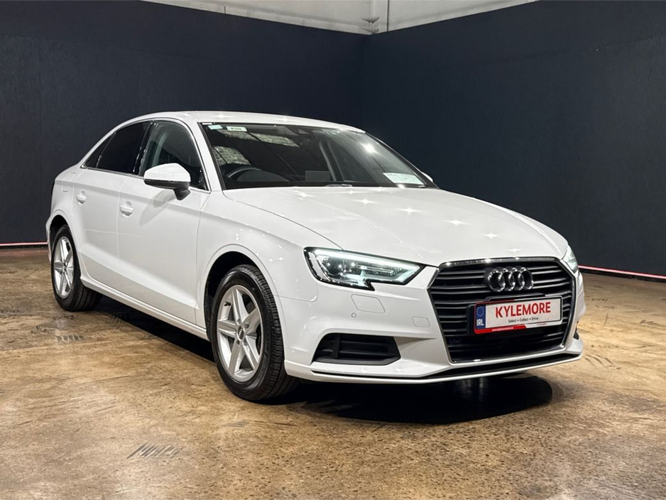 Audi A3 1.4 AUTOMATIC SALOON - FACTORY ALLOYS - CRUISE CONTOL - REAR CAMERA — thumbnail 8
