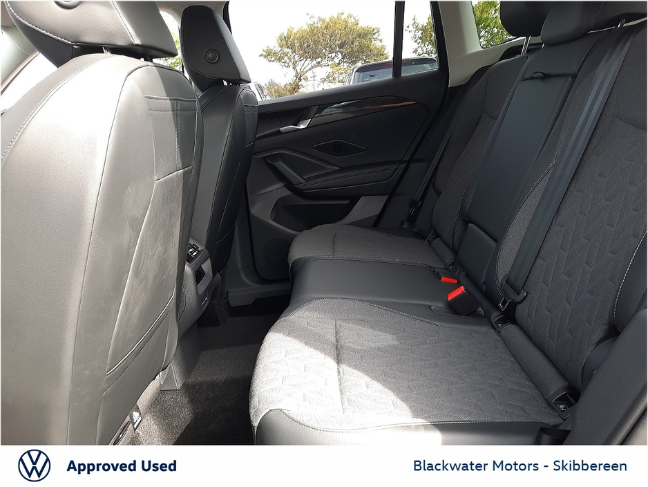 Volkswagen Tiguan 2.0TDI 150BHP LAUNCH EDITION AUTOMATIC — thumbnail 7