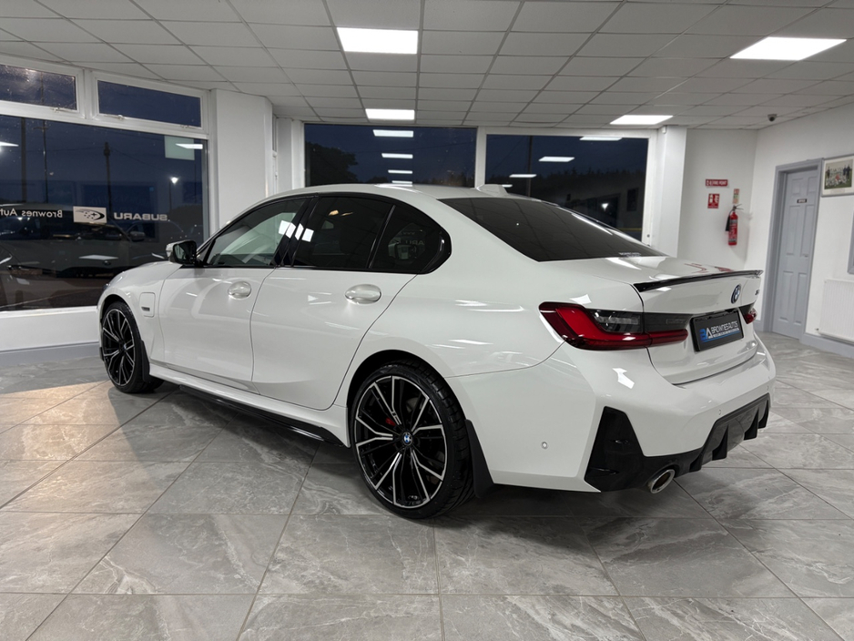 2023 BMW 3 Series 2L Hybrid For Sale Images