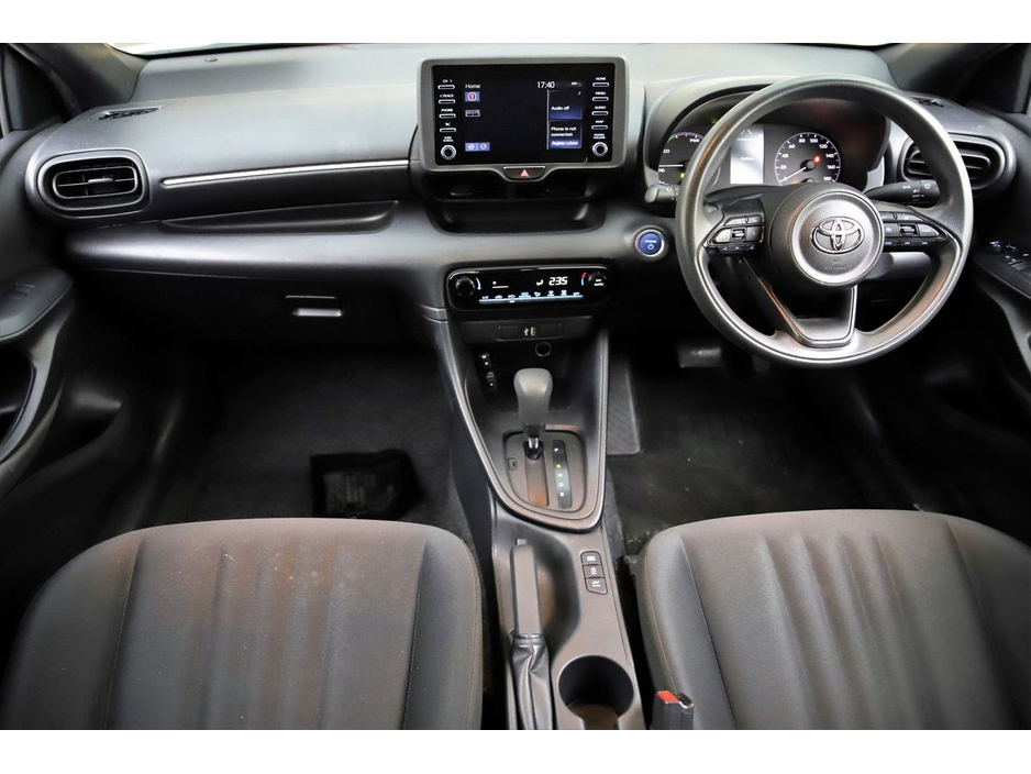 Toyota Yaris 1.5 PETROL HYBRID *REVERSE CAM*PARK SENSORS* — thumbnail 14
