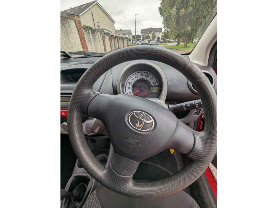 Toyota Aygo MC 1.0 AURA 5DR — thumbnail 7