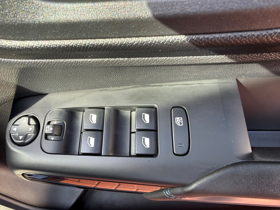 2022 Citroen C5 Aircross 1.6L Petrol Hybrid For Sale Images