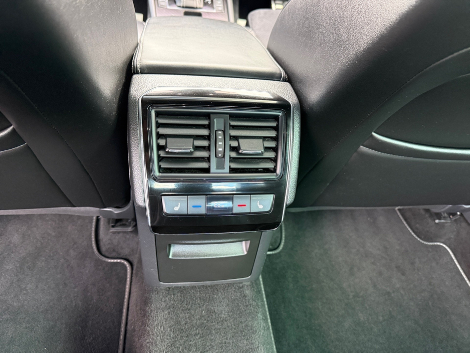 2020 Skoda Superb 1.4L Petrol Plug-in Hybrid For Sale Images