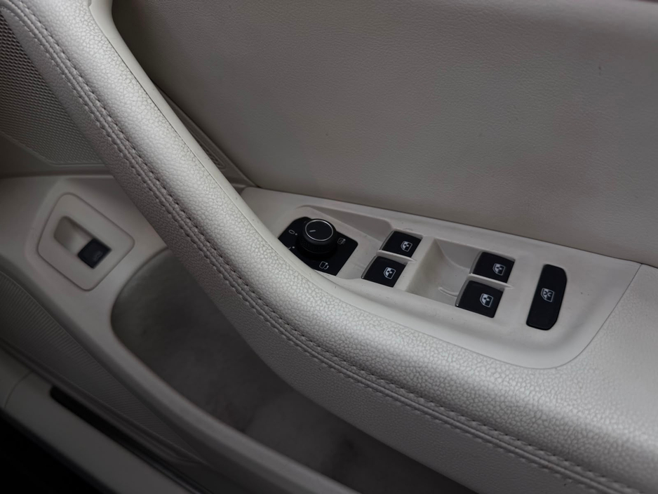 2016 Volkswagen Passat 1.6L Diesel For Sale Images