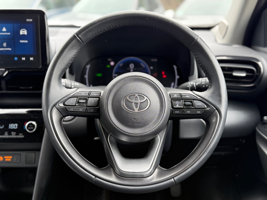 2024 Toyota Yaris Cross 1.5L Petrol Hybrid For Sale Images