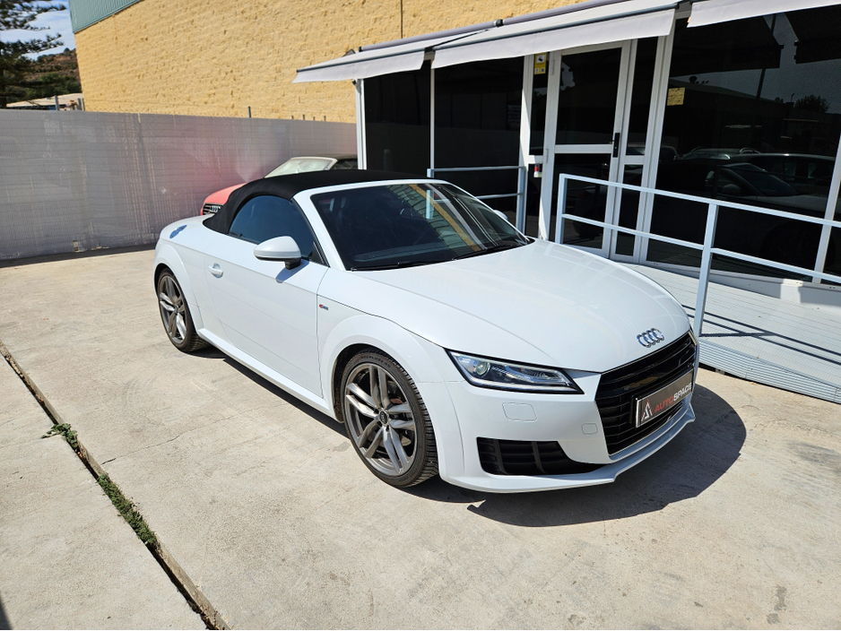 2016 Audi TT 2L Petrol For Sale Images