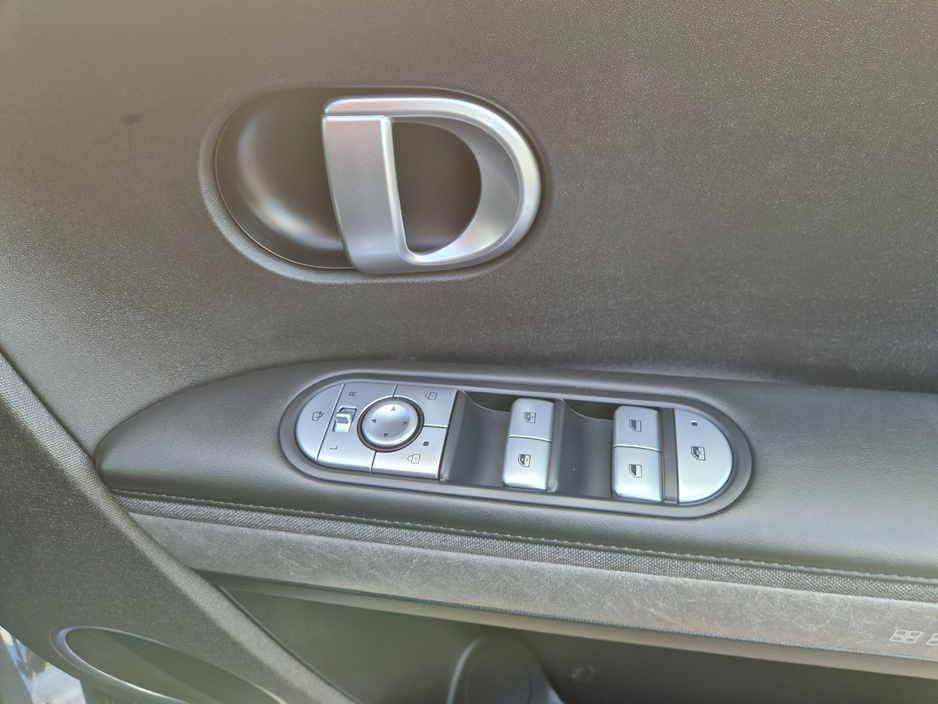 2024 Hyundai Ioniq 5 0L Electric For Sale Images