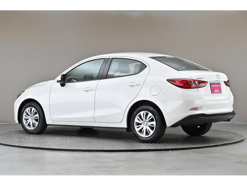 Mazda Mazda2 1.5 SKYACTIVE 6SPD SEDAN *ANDROID CAR PLAYER* — thumbnail 6