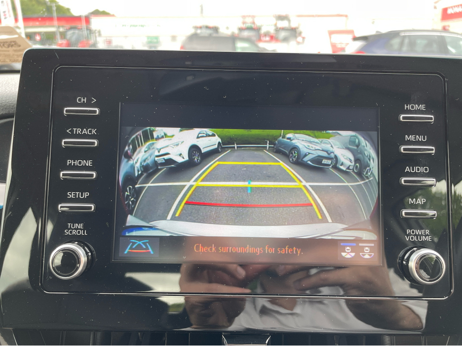 2022 Toyota Camry 2.5L Petrol Hybrid For Sale Images