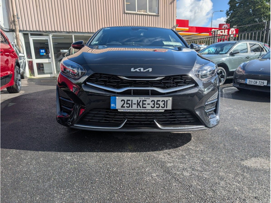 2025 Kia Ceed 1L Petrol For Sale Images