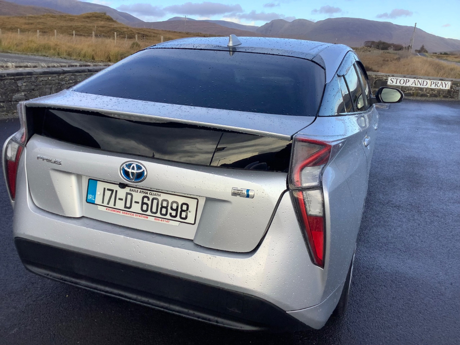 2017 Toyota Prius 1.8L Petrol Hybrid For Sale Images