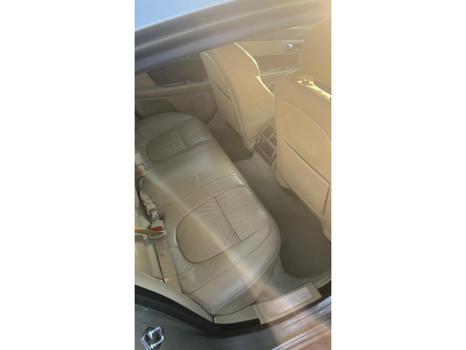 2010 Jaguar XF 3L Diesel For Sale Images