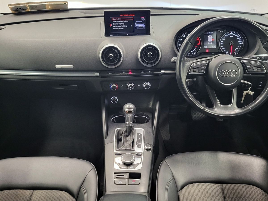 Audi A3 SE Auto Hatch — thumbnail 4