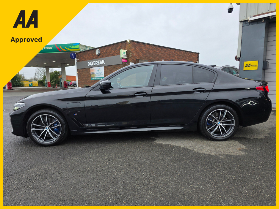 2021 BMW 5 Series 2L Petrol Plug-in Hybrid For Sale Images