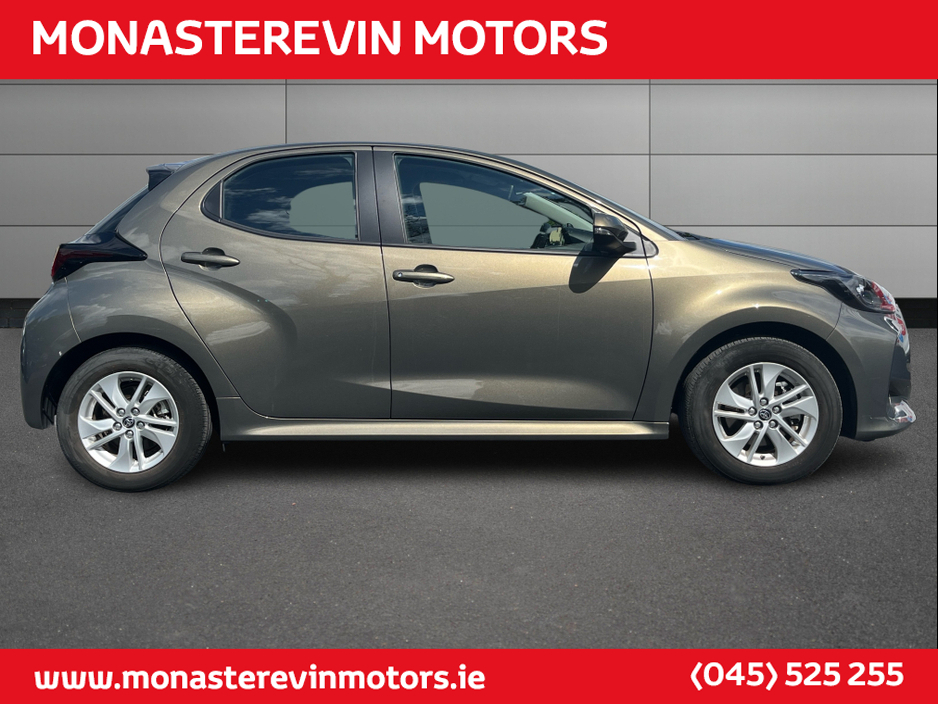 2024 Toyota Yaris 1.5L Petrol Hybrid For Sale Images