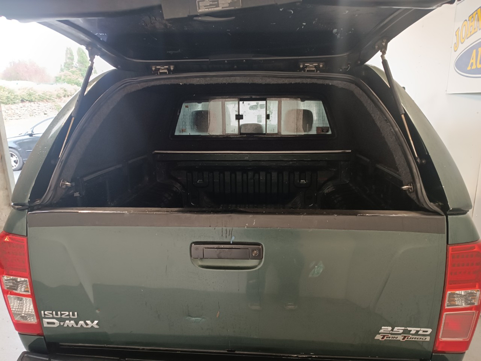 2014 Isuzu D-MAX 2.5L Diesel For Sale Images