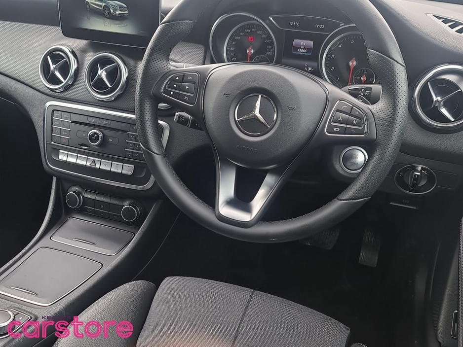 Mercedes-Benz GLA Class GLA 180 — thumbnail 15