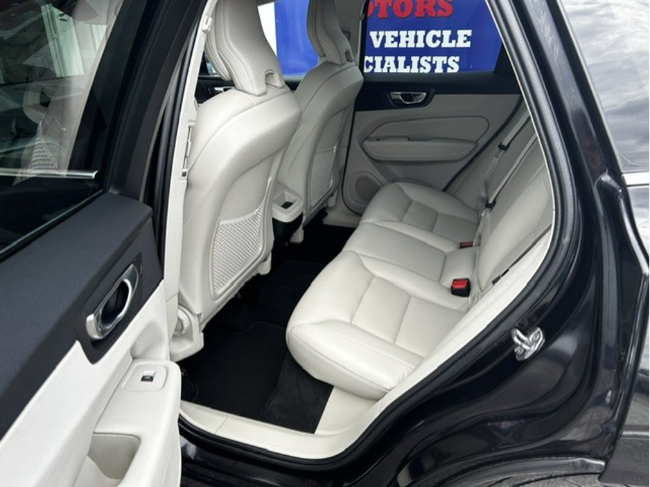 2019 Volvo XC60 2L Diesel For Sale Images