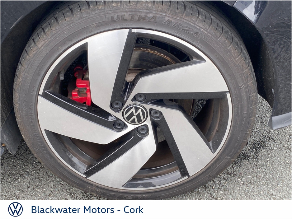 Volkswagen Golf 2.0TSI 245BHP GTI REAR VIEW CAMERA AND WINTER PACK — thumbnail 9