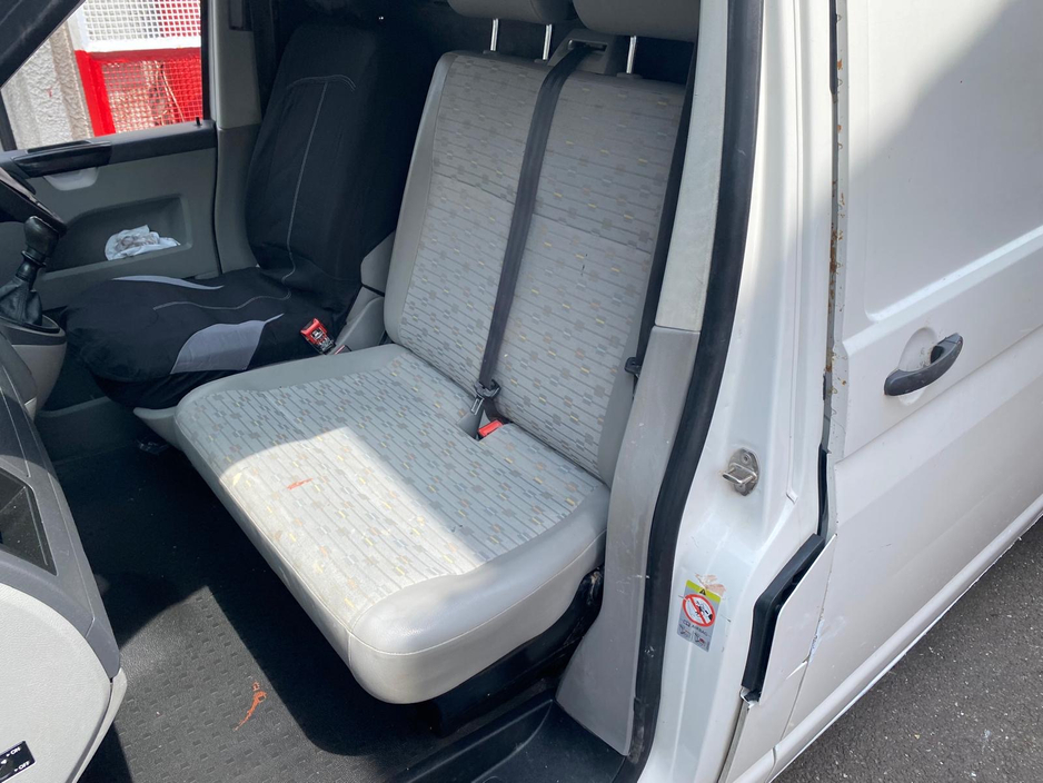 2011 Volkswagen Transporter 2L Diesel For Sale Images
