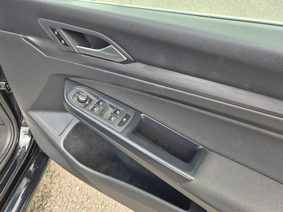 2021 Volkswagen Golf 2L Diesel For Sale Images