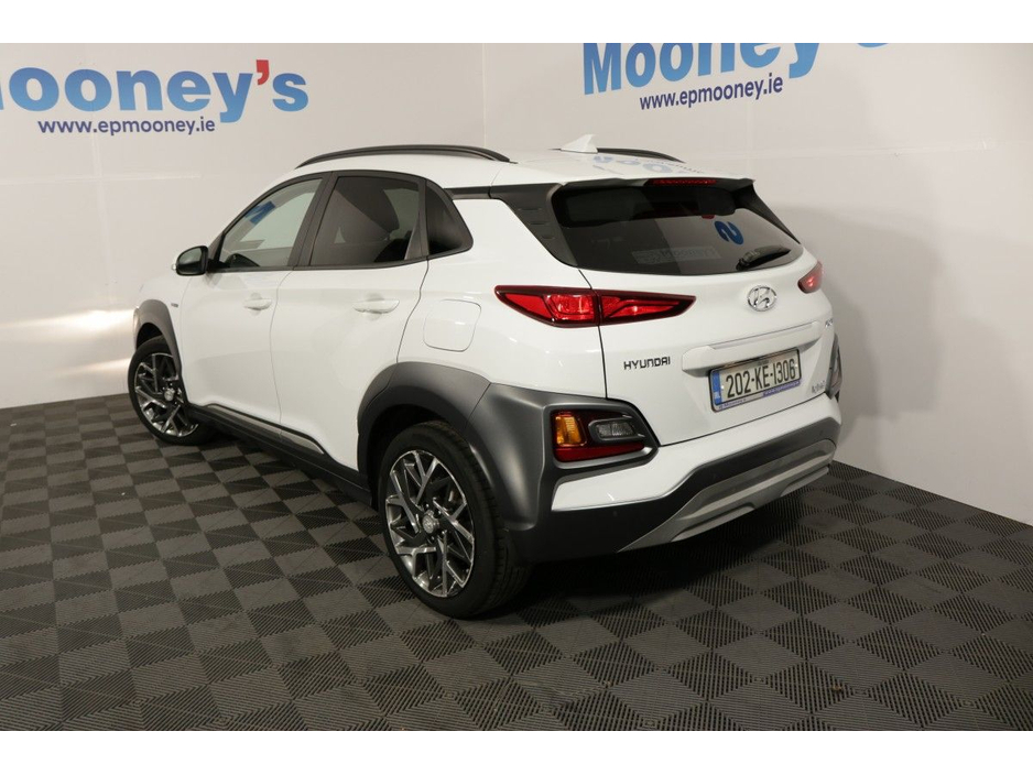 Hyundai Kona Hybrid Executive 1.6L Petrol Compact SUV - Test Drive Today - — thumbnail 4