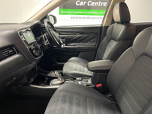 2019 Mitsubishi Outlander 2.4L Petrol Plug-in Hybrid For Sale Images