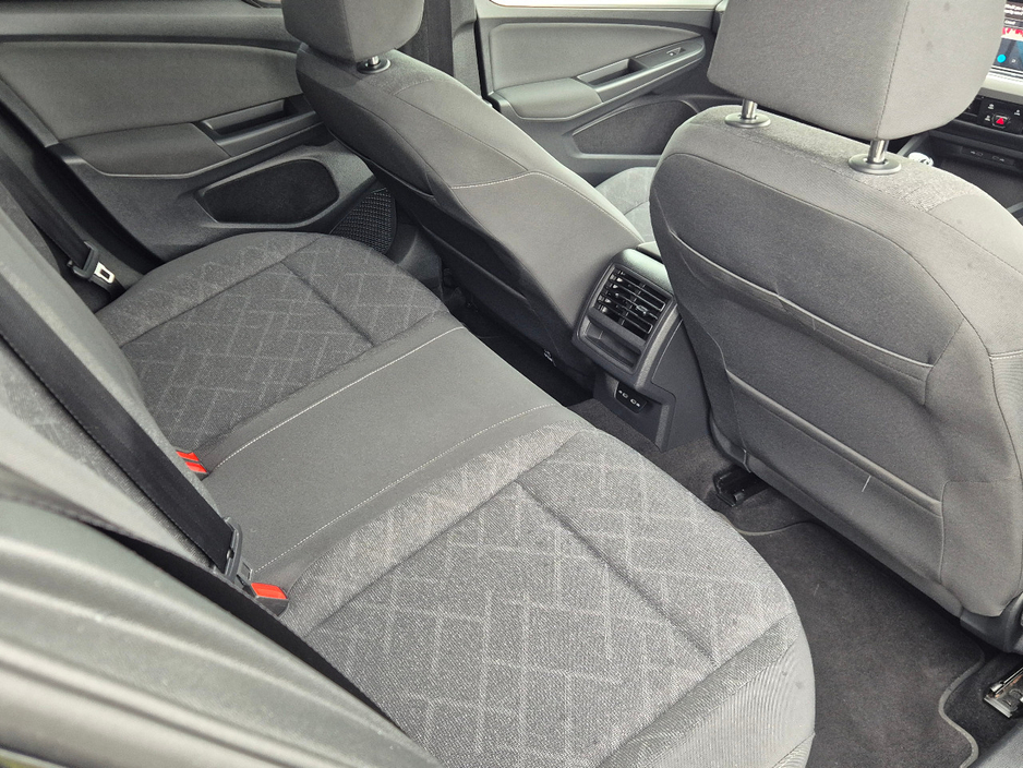 2022 Volkswagen Golf 2L Diesel For Sale Images