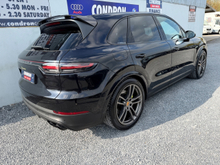 2020 Porsche Cayenne 3L Petrol Plug-in Hybrid For Sale Images