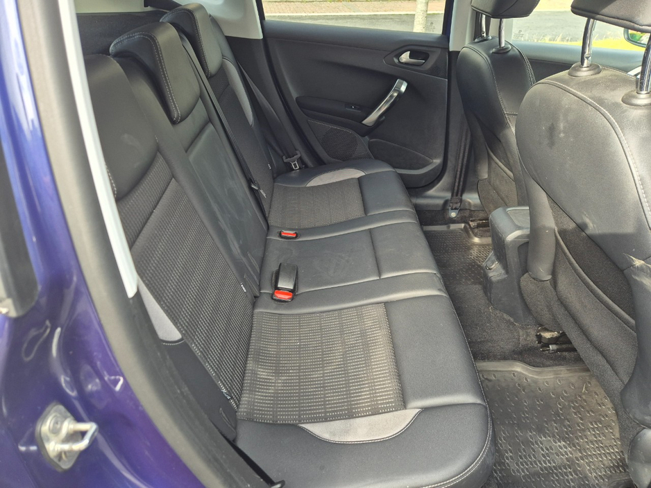 Peugeot 2008 1.6 E-HDI ALLURE EGC 5DR AUTO — thumbnail 5