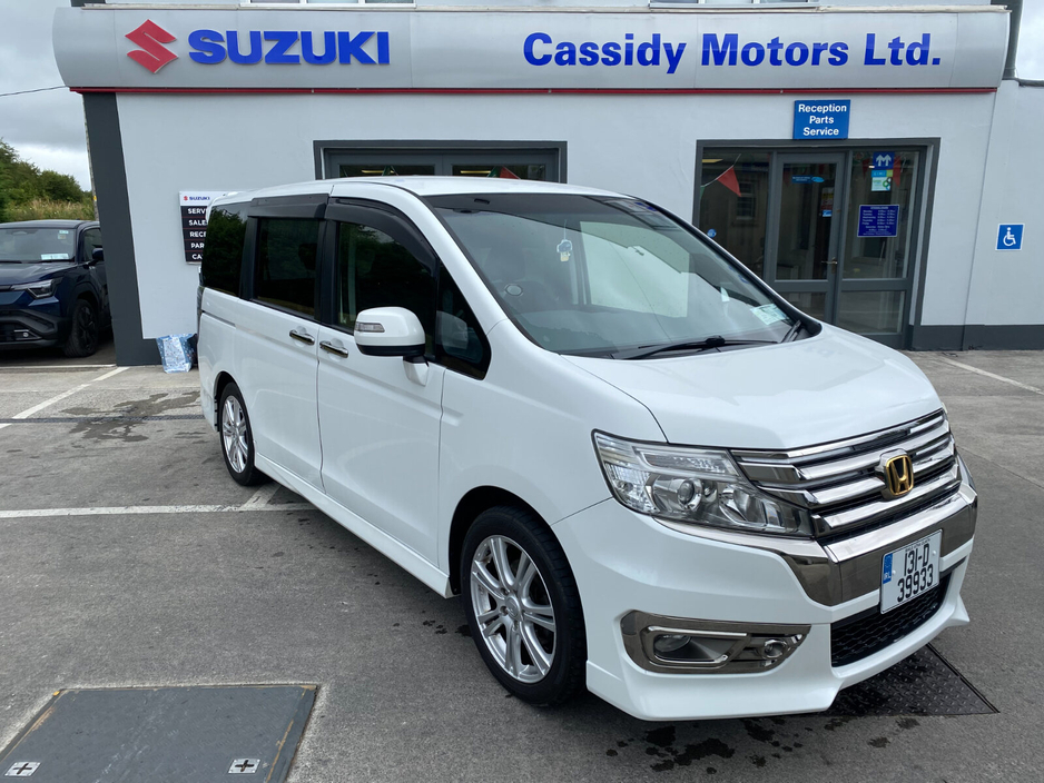 2013 Honda Stepwagon For Sale Images
