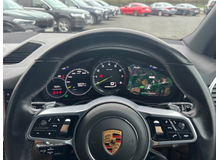 2023 Porsche Cayenne 3L Petrol Plug-in Hybrid For Sale Images