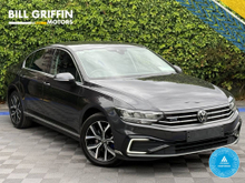Volkswagen Passat GTE 1.4 HYBRID AUTO // MAIN DEALER SERVICE HISTORY // LEATHER HEATED SEATS // APPLE CARPLAY/ANDROID AUTO